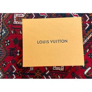 Louis Vuitton box magnetic